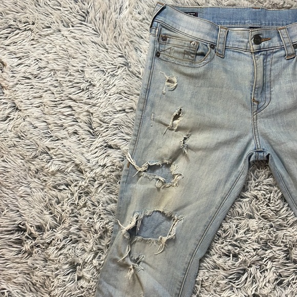 Gently worn Light Wash Distressed True Religion Finn Slim Tapered Jeans size 32 - Picture 4 of 12